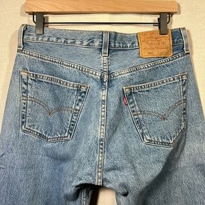 Light wash. Levi’s 501